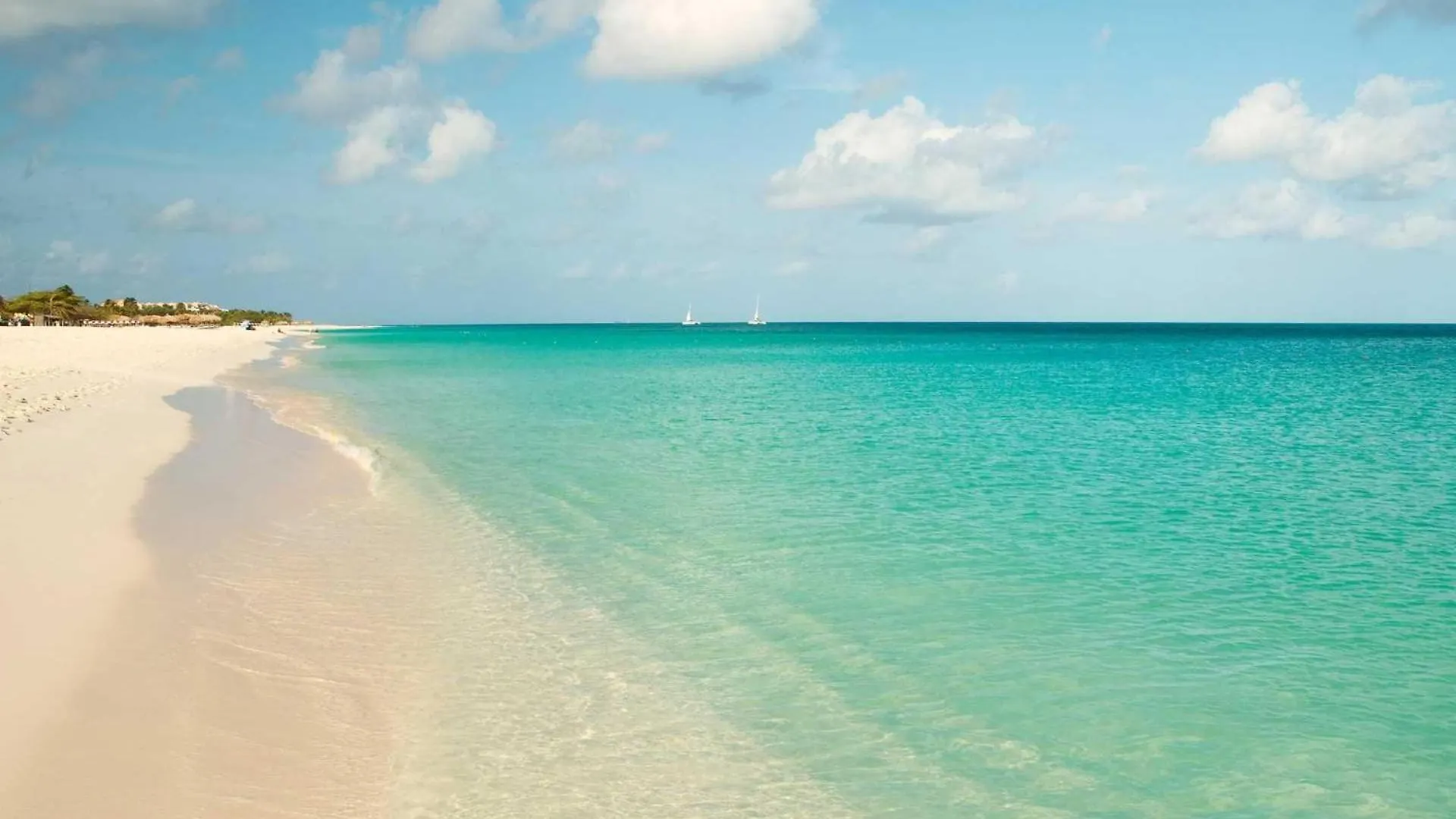 Vakantiehuis Beachfront - Beach Garden 1Br Condo - E124-2 Palm Beach